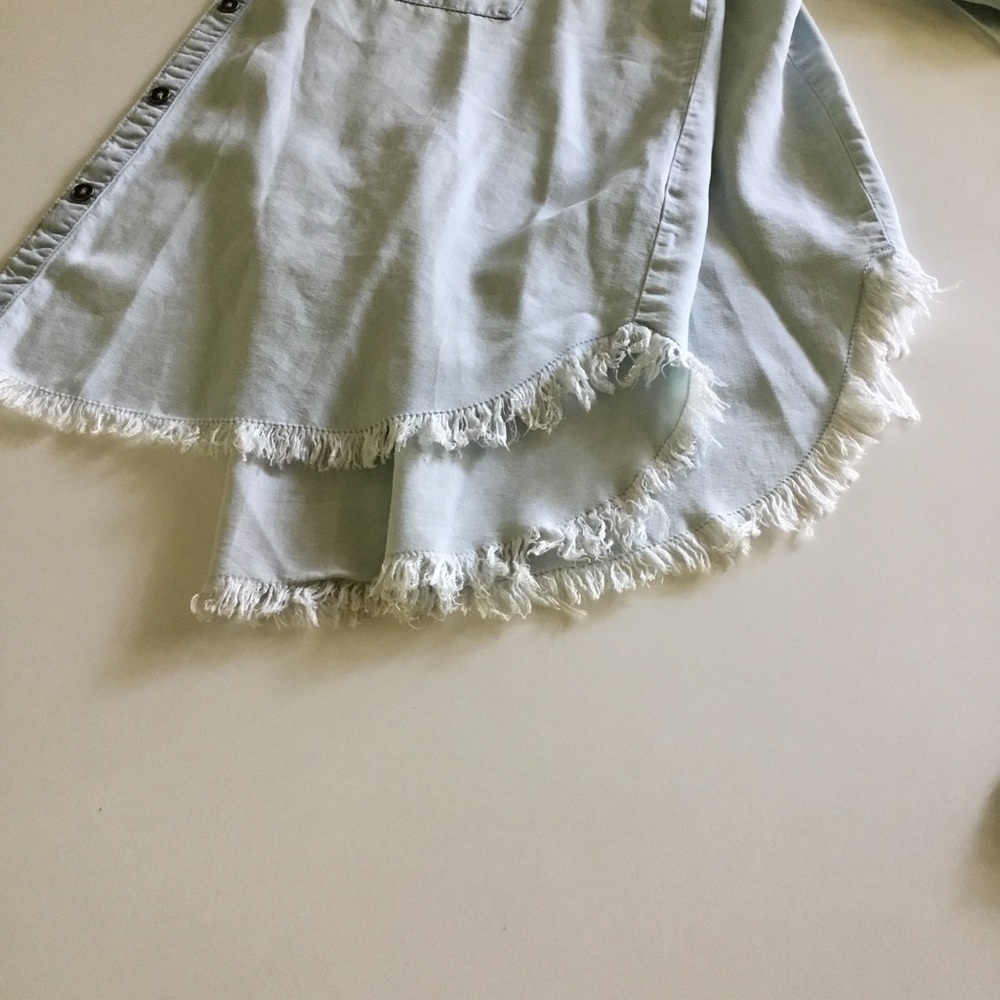 URBAN DAIZY BUTTON UP SHIRT - Picture 6 of 10
